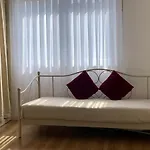 New Apartament Apartment Tirana