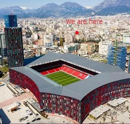 アパート New Apartament ティラナ